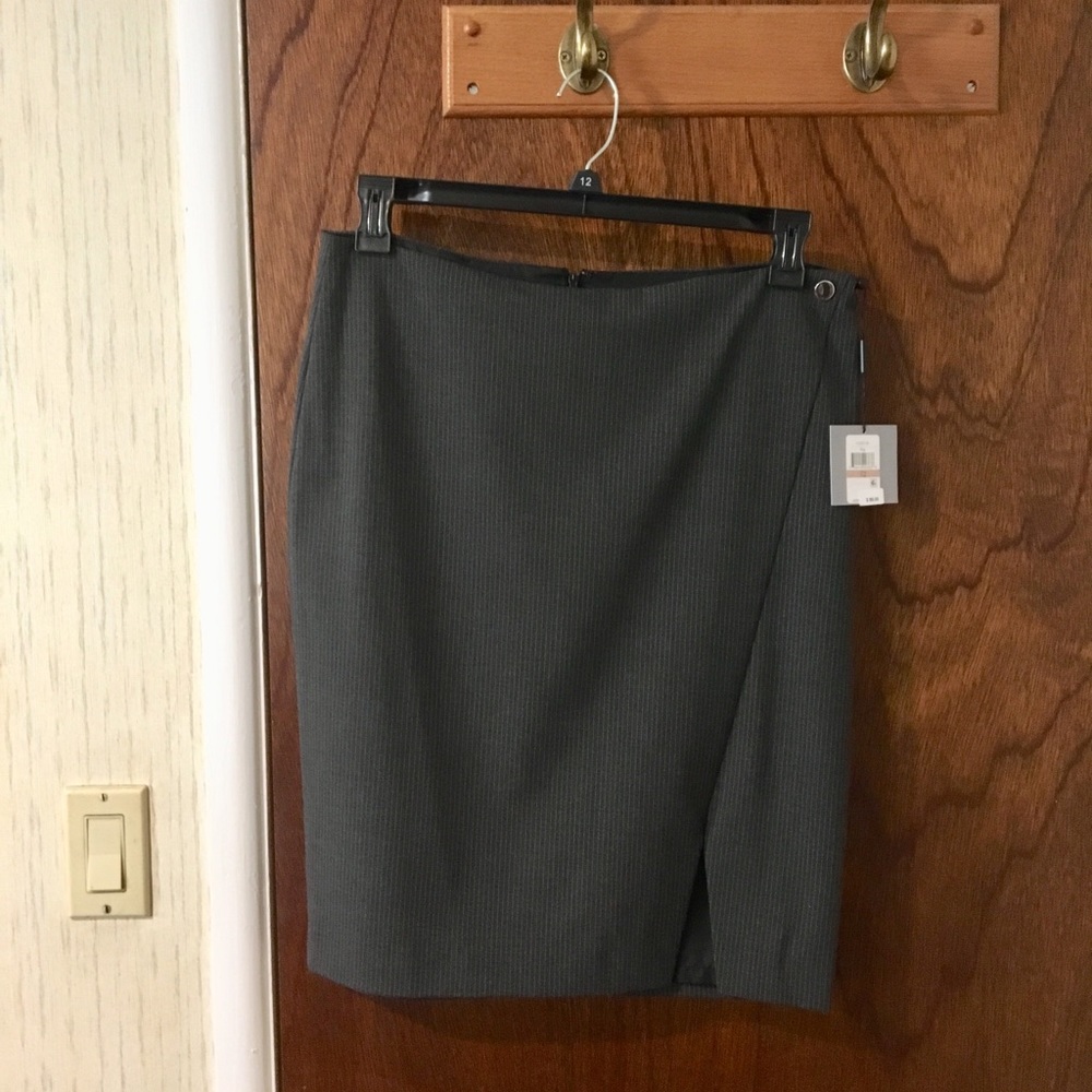 Andrew Marc Skirt NWT